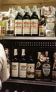 241 Bildtitel zum Ausleihen für Künstler.